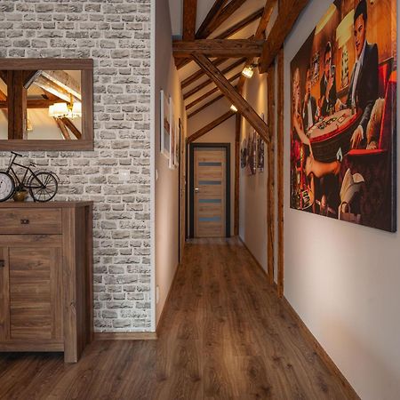 Apatman Fellini House Lägenhet Trenčín Exteriör bild