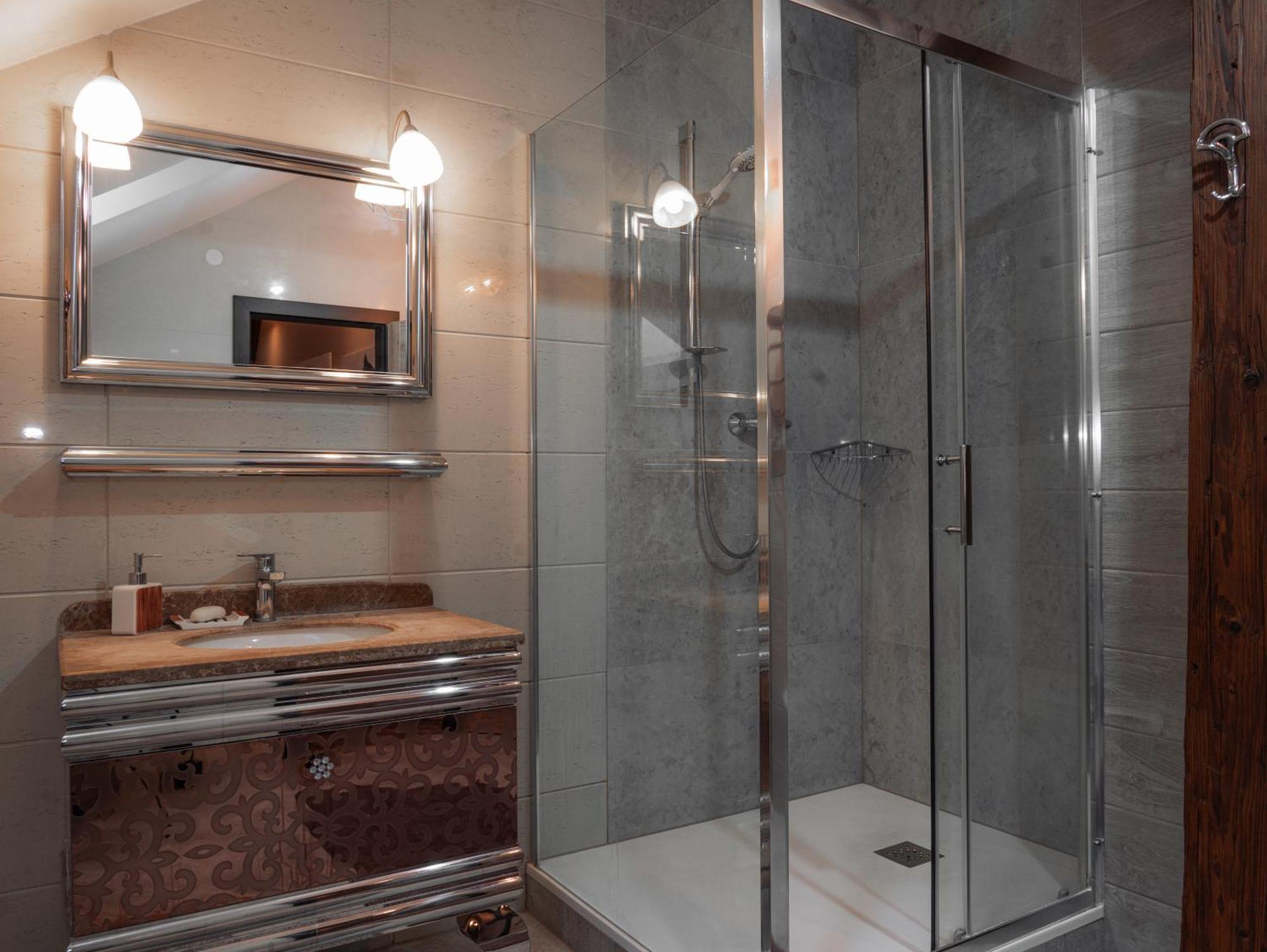 Apatman Fellini House Lägenhet Trenčín Exteriör bild